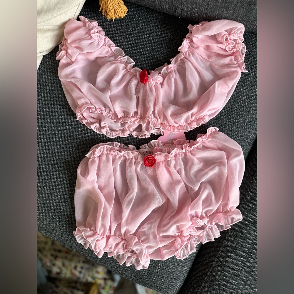 Sugar Thrillz Set Cropped Top Panties Shorts